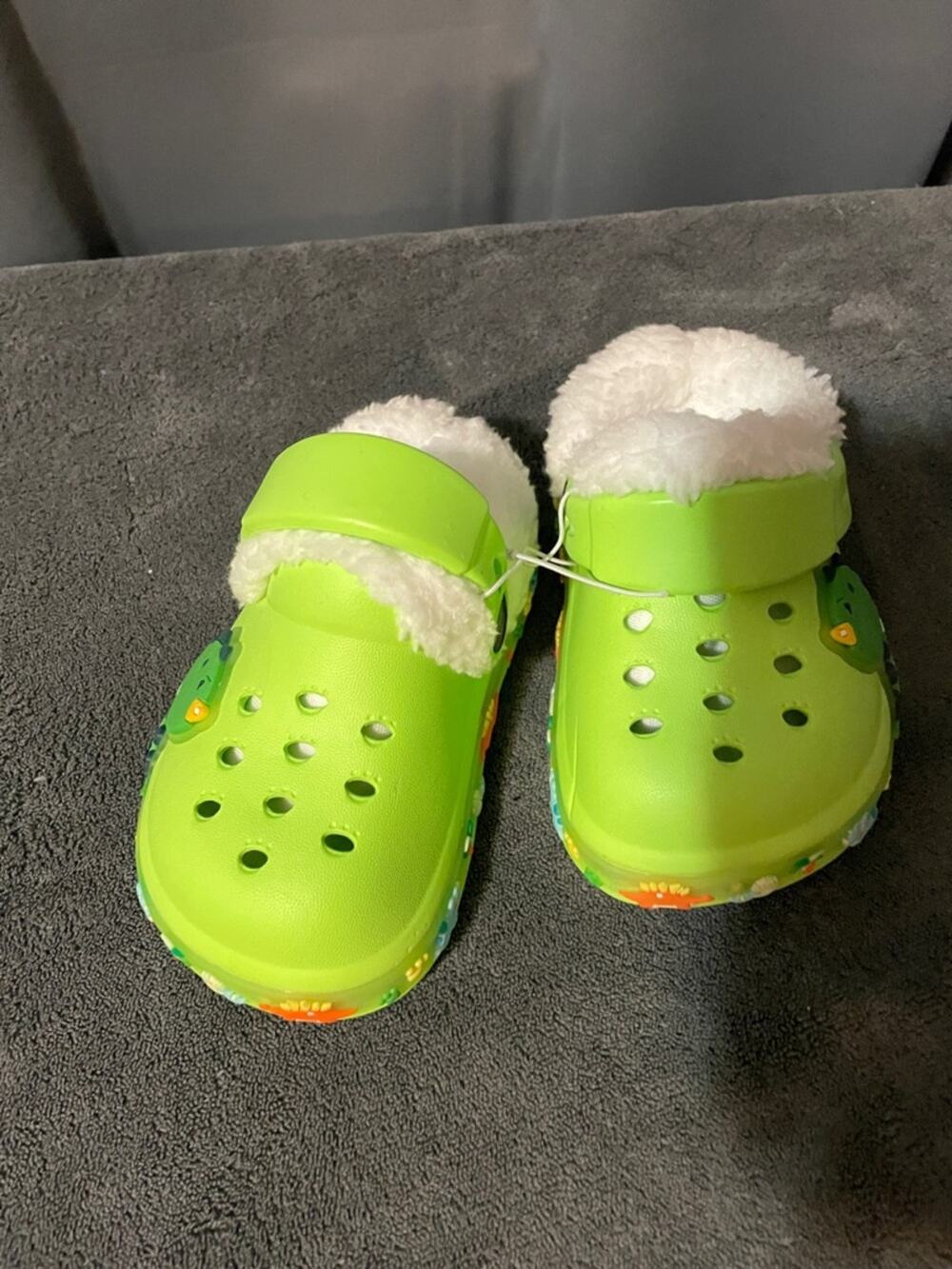 Cozy Lime Green Dinosaur Kids Faux-Fur Lined Slip-On Clogs light up NWOT